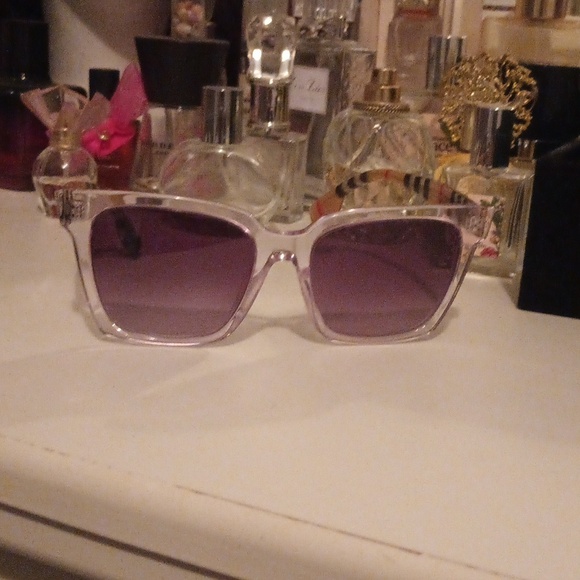 Women's sunglasses - Picture 2 of 8